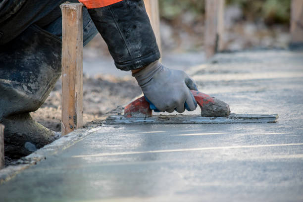 Best Concrete Driveway Installation in Chickasaw, AL